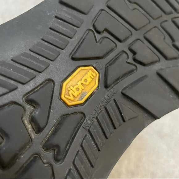 Chaco Women's Z Cloud Classic Sport Sandal 6 - Picture 10 of 13